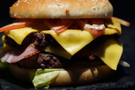 Двойной чизбургер BBQ