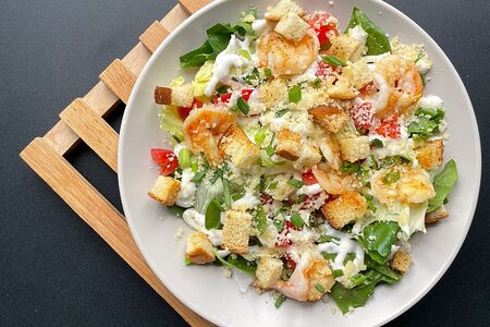 Салат с креветками