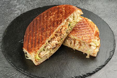 Шаурма-бургер со свининой