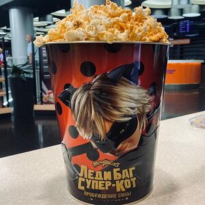 Попкорн сладкий в жестяном ведре