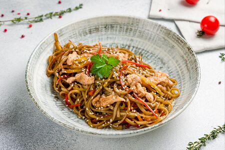 Вок с Курицей