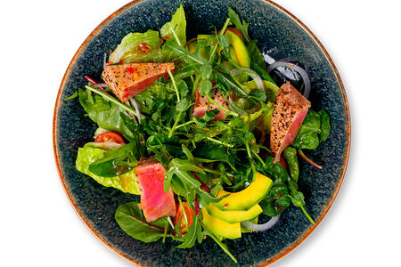 Салат с тунцом