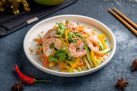 Салат Гои Том