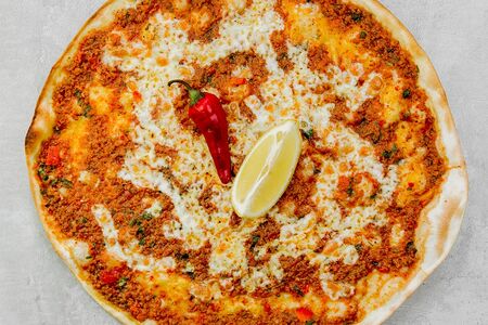 Ламаджо с мясом и сыром