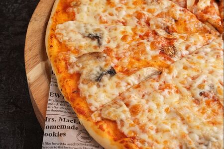 Грибная пицца