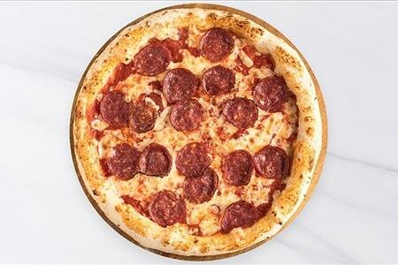 Пицца с салями детская