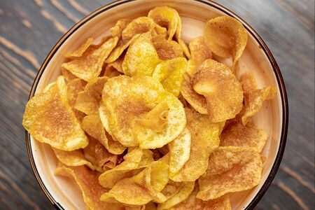 Картофельные домашние чипсы