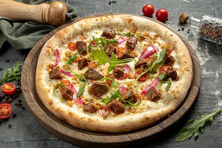 Пицца с говяжьим языком