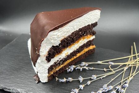 Торт Сникерс