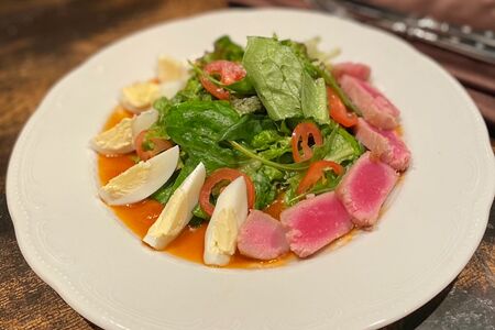 Салат с тунцом