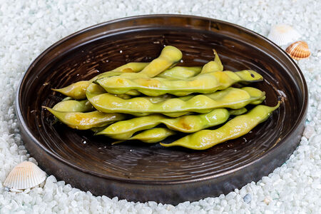 Обжаренные бобы Эдамаме