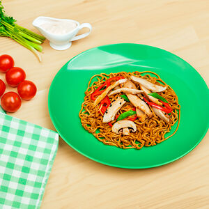 Удон с курицей и грибами