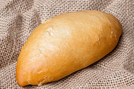 Пирожок с капустой