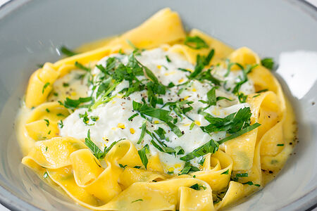 Паппарделле со Страчателлой