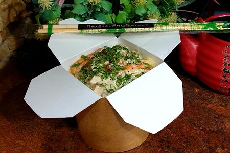 Wok гречневый с курицей и овощами микс под соусом терияки