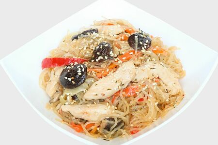 Лапша фунчоза в фирменном соусе