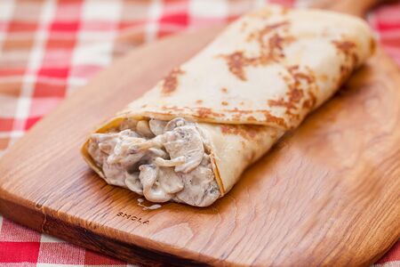 Блин с грибным жульеном