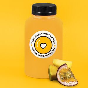 Тропический напиток манго-маракуйя