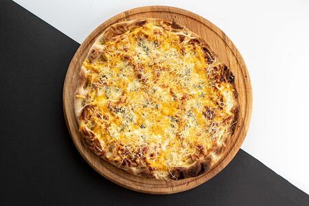 Пицца Четыре сыра 