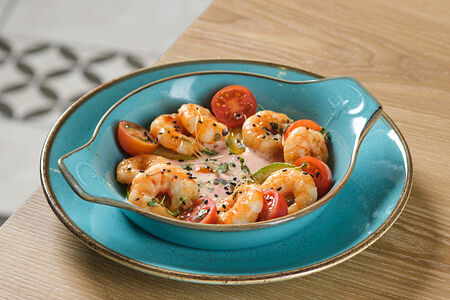 Креветки с грузинским майо из ткемали