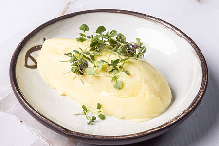 Картофельное пюре с трюфельным маслом