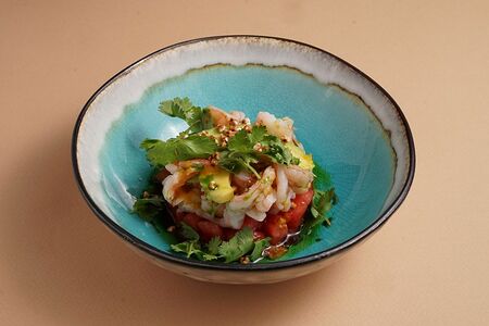 Закуска из креветок и авокадо