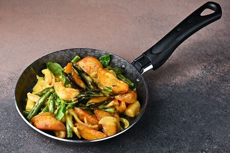 Жаркое с морепродуктами