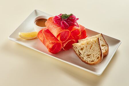 Строганина из нерки