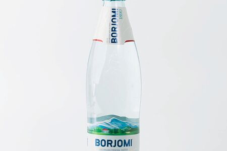Минеральная вода Borjomi