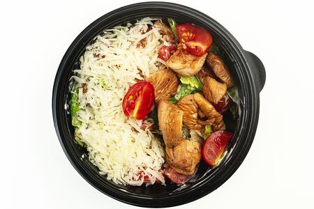 Салат Цезарь с курицей