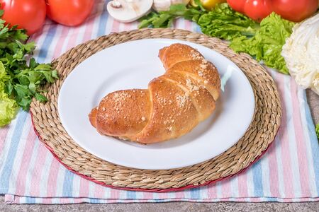 Рогалик со сгущенкой