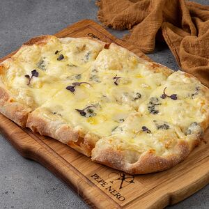 Пицца Четыре сыра