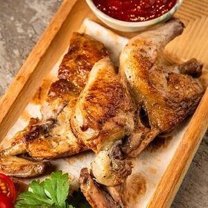 Цыпленок табака с ткемали