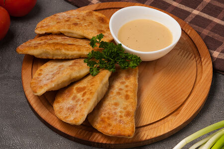 Пирожок с мясом