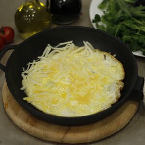 Ձվածեղ պանրով