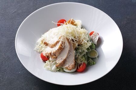 Цезарь с курицей