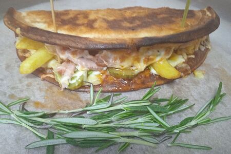 Гагарин закрытая пицца