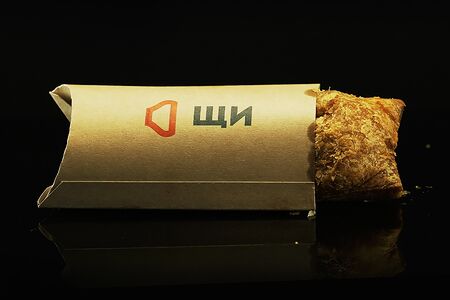 Пирожок со щами