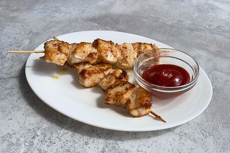 Мини-шашлычки из курицы