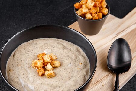 Крем-суп грибной