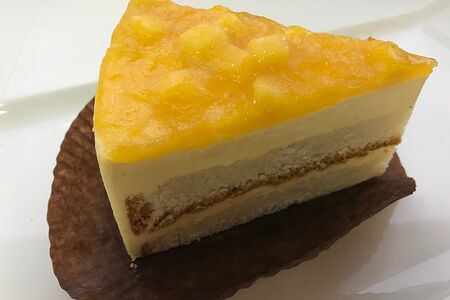 Торт Манго-маракуйя