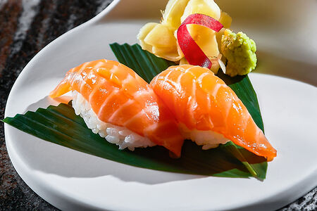 Нигири Лосось