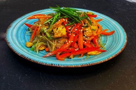 Фунчоза с курицей