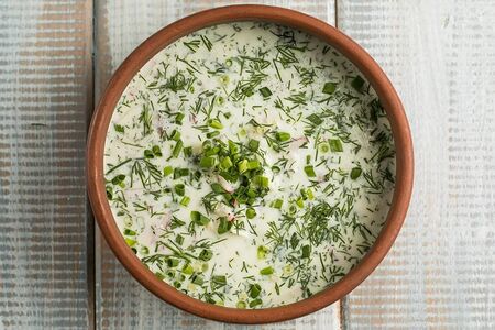 Холодный суп на основе мацони