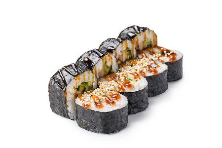 Ролл с угрем и огурцом