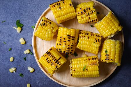 Кукуруза, печенная на кеци