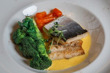 Дальневосточная белорыбица с гарниром