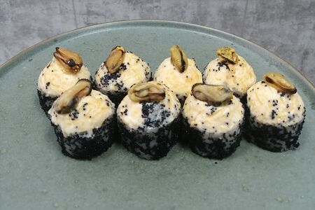 Запеченный ролл Морской