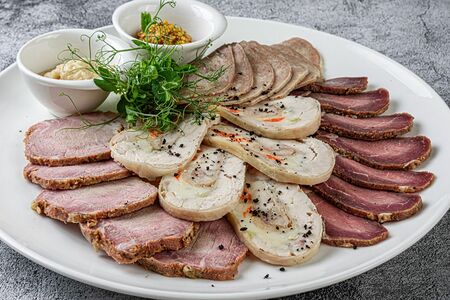 Мясное ассорти