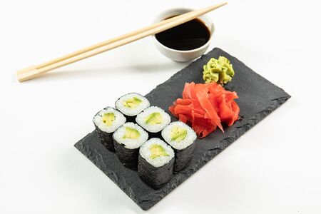 Маки авокадо